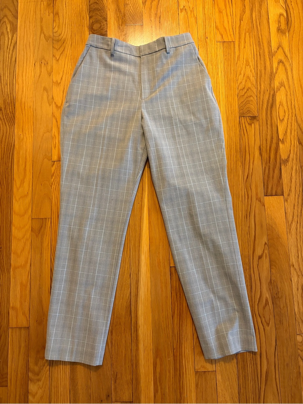 Uniqlo Smart Ankle Pants in Light Grey/Blue